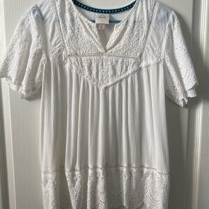 Knox Rose White Eyelet Blouse